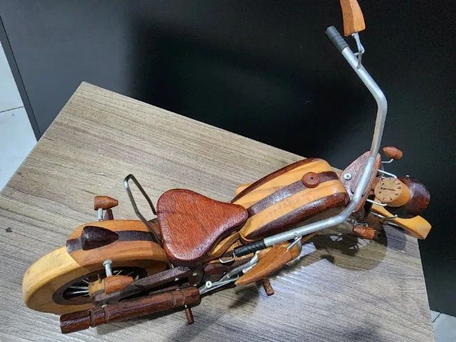 Motocicleta Miniatura Artesanal Decorativa ( 47cm largura x 23cm altura) - Foto 3