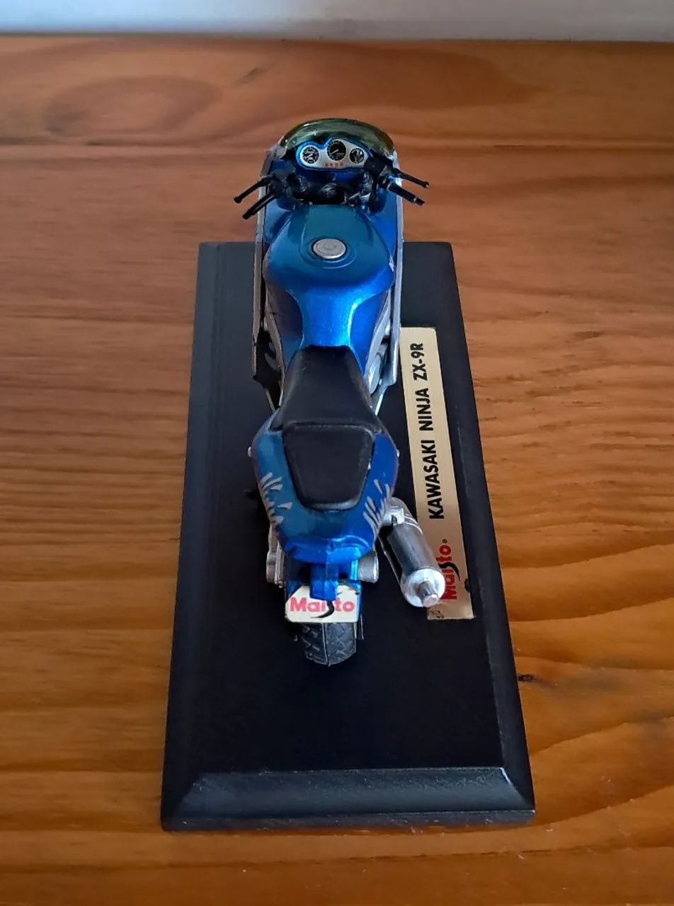 Miniatura Moto Kawasaki Ninja Maisto - Hobbies e coleções - Vila