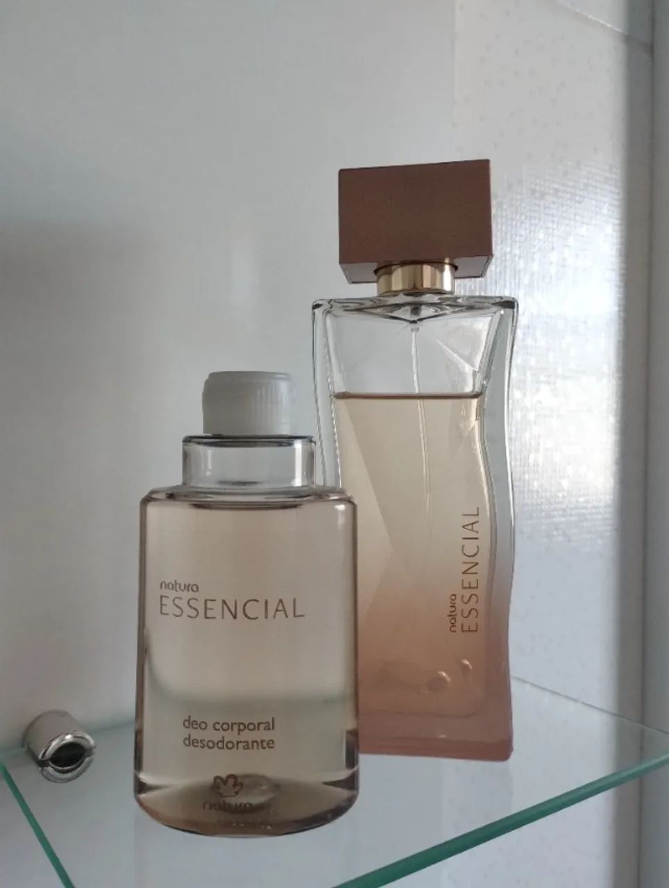 Perfume + Refil Essencial feminino tradicional  - Foto 3
