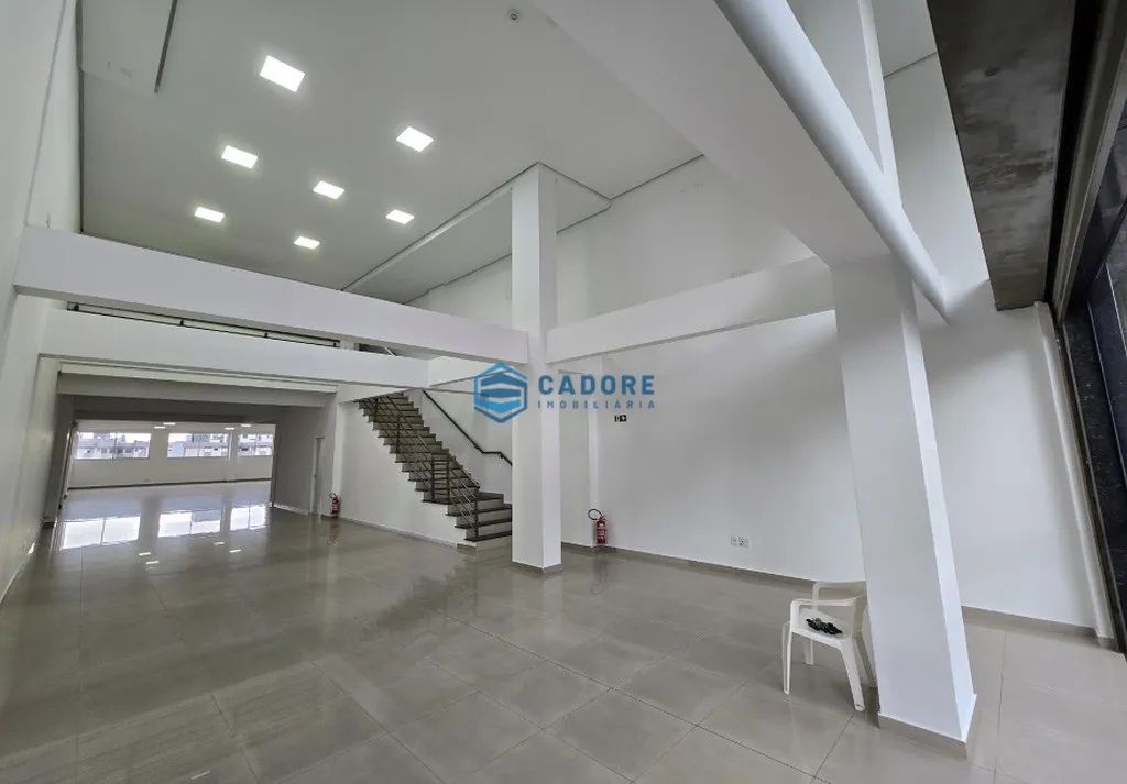 SALA TÉRREA COM 438m² NO EXPOSIÇÃO - Foto 3