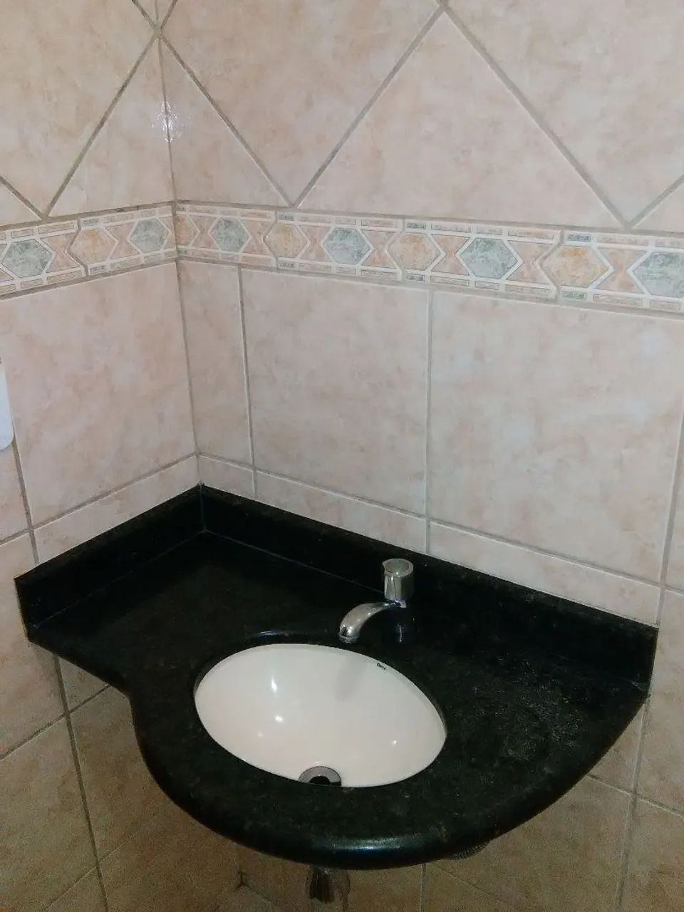 QUARTO SOMENTE PARA SOLTEIROS(A) <br> - Foto 5