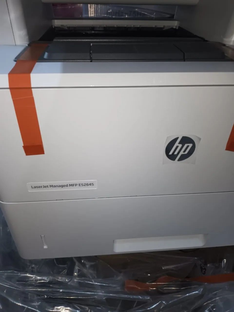 Impressora HP LaserJet Managed E52645dn zero  - Foto 4