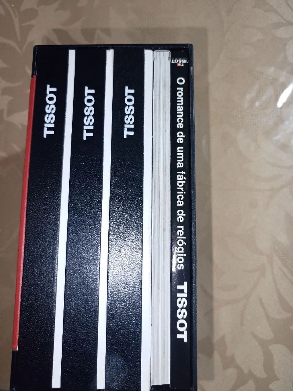 VENDO RELÓGIO TISSOT NA CAIXA 