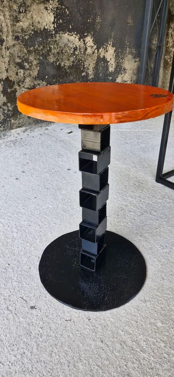 Mesinha de apoio estilo industrial  - Foto 3