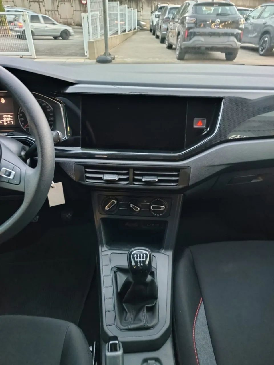 Volkswagen Polo Track 1.0 Flex 12V 5P 2025 - Foto 5
