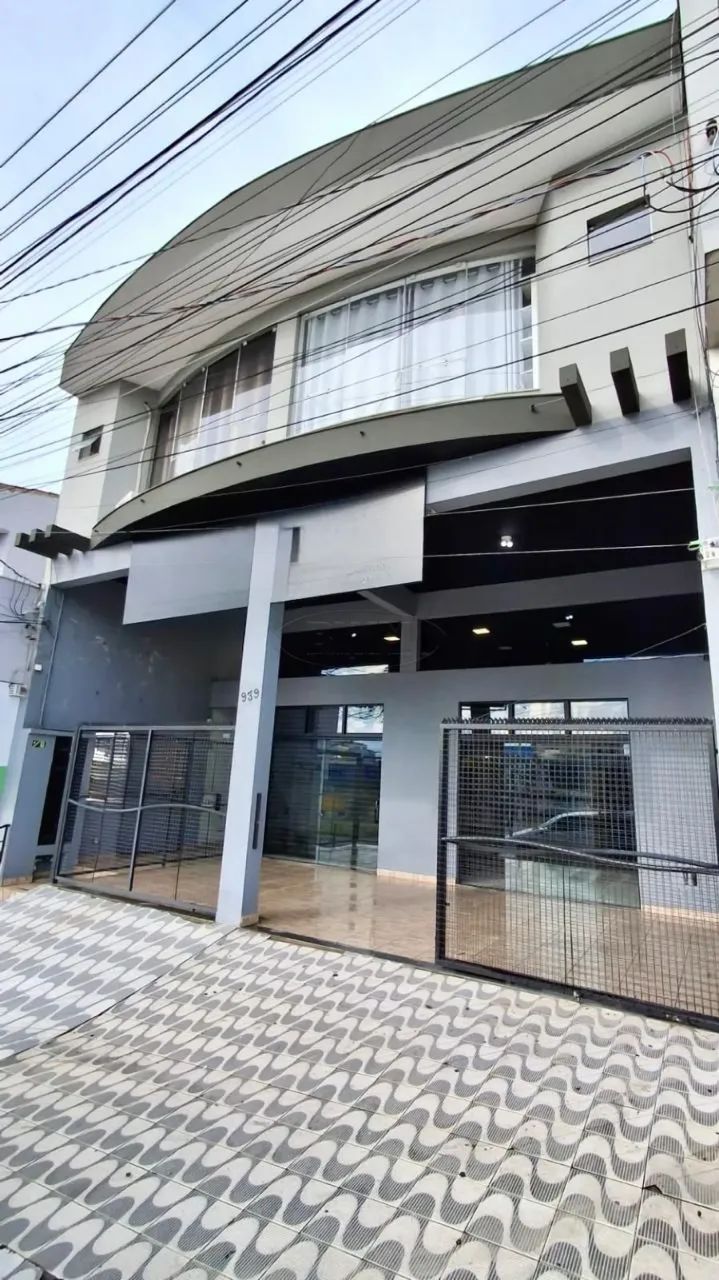 Imóvel Comercial à Venda em Votorantim | 585 m² de Construção, 4 Salas aproximadamente 60 