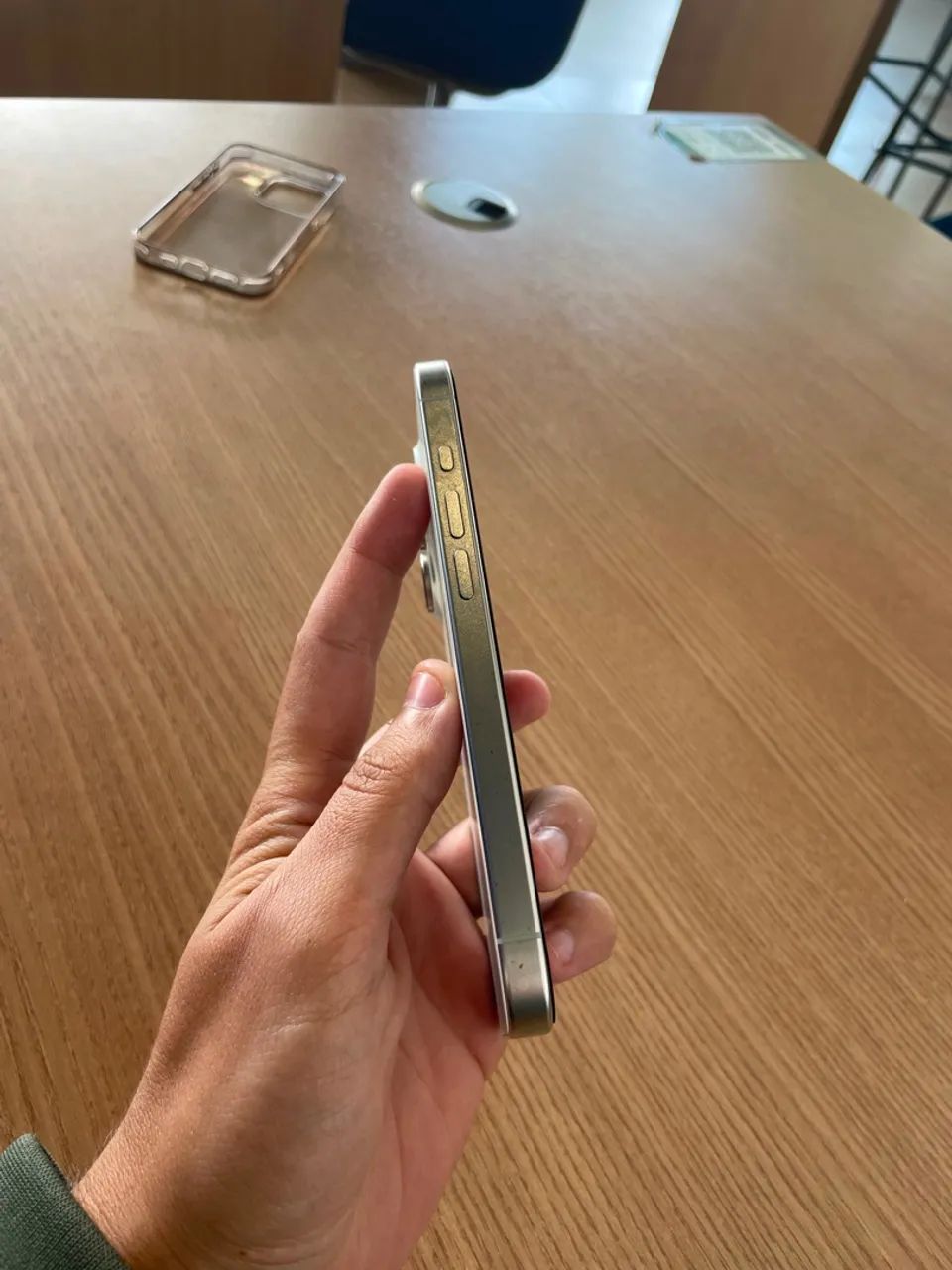 iPhone 15 pro - Foto 5