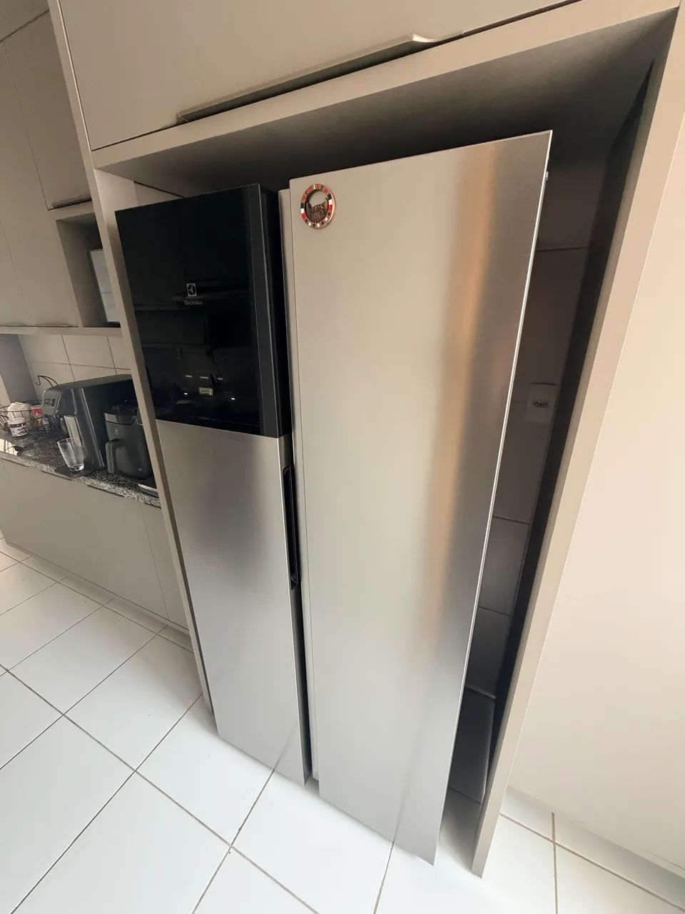 Geladeira eletrolux Side By side novissima 