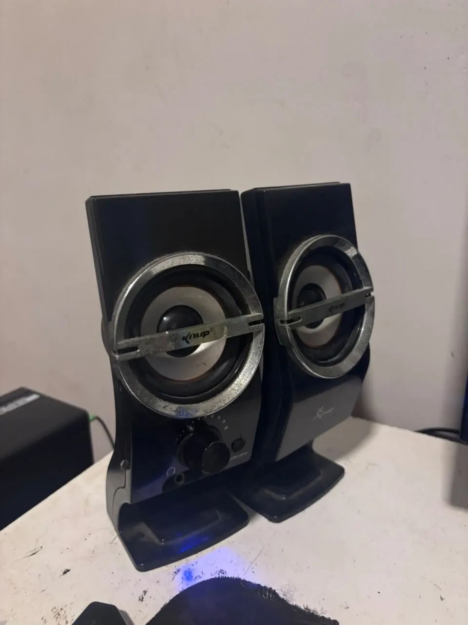 Vende-se caixinha de som pra pc