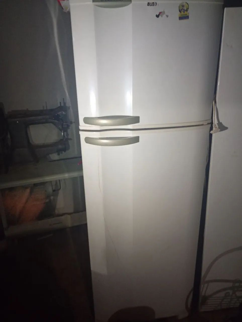 Geladeira electrolux 
