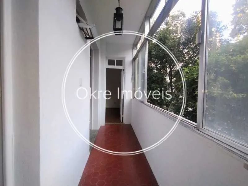 Apartamento : Padrão / Residencial / Centro