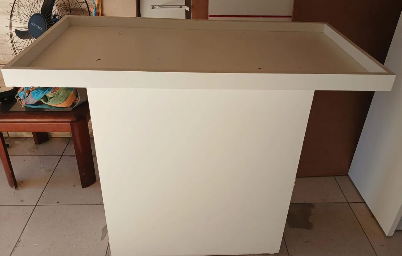 Mesa expositora para loja e acessórios  - Foto 2