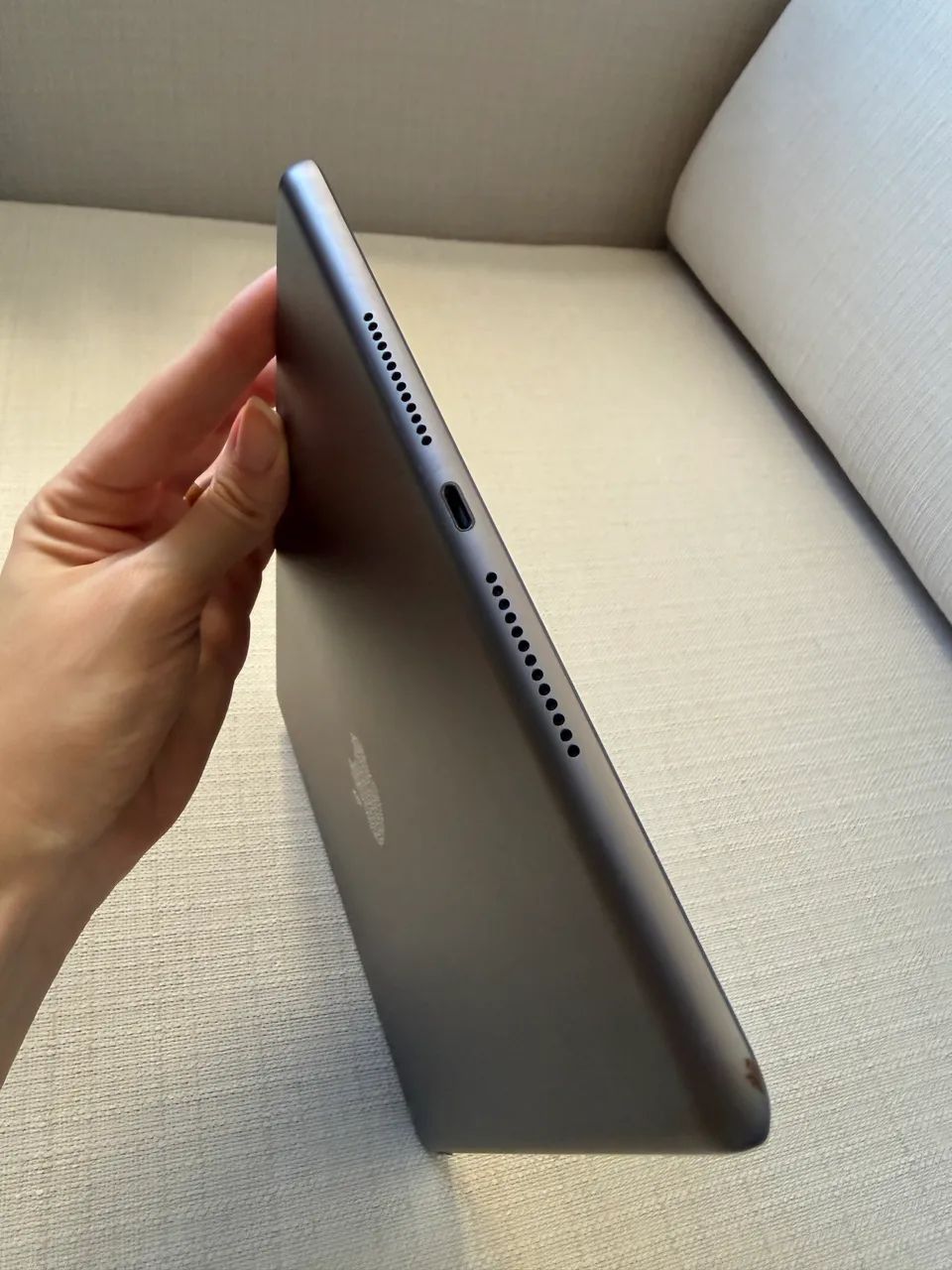 IPAD 8ª GERAÇÃO WI-FI 32GB única dona  - Foto 5
