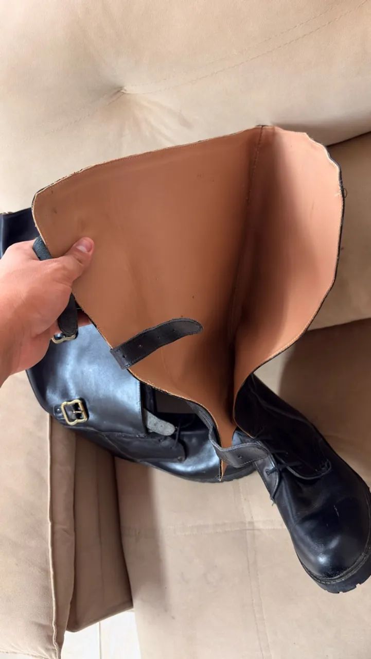 Vendo Bota De Couro 3 Fivelas  - Foto 2