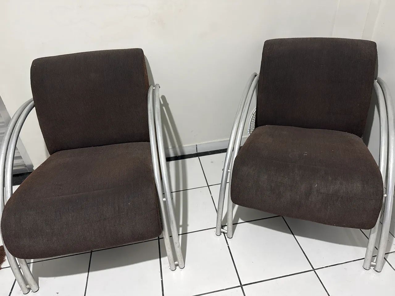 Poltronas Marron - Foto 3