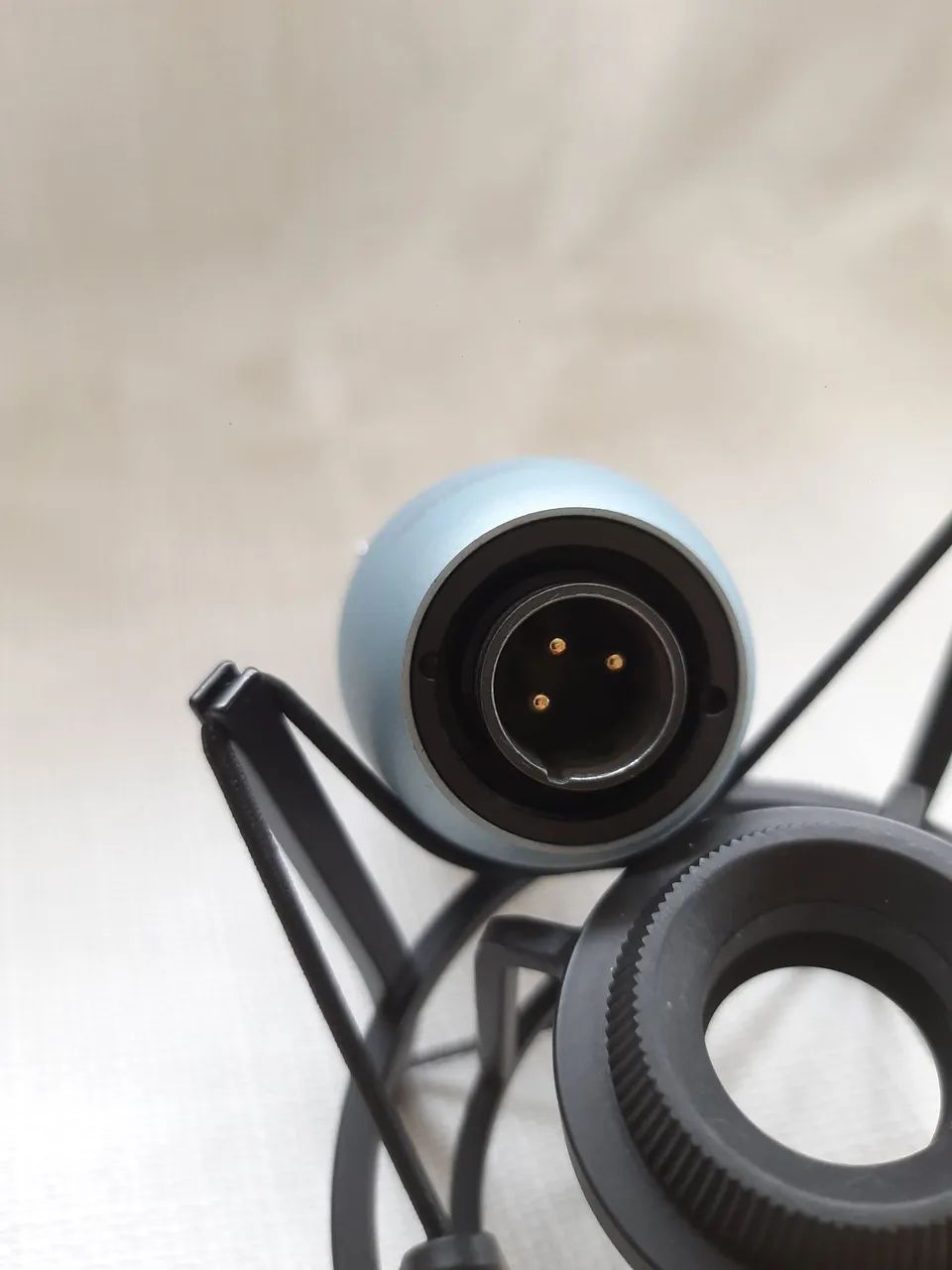 Microfone Condenser AKG PERCEPTION P420  - Foto 4