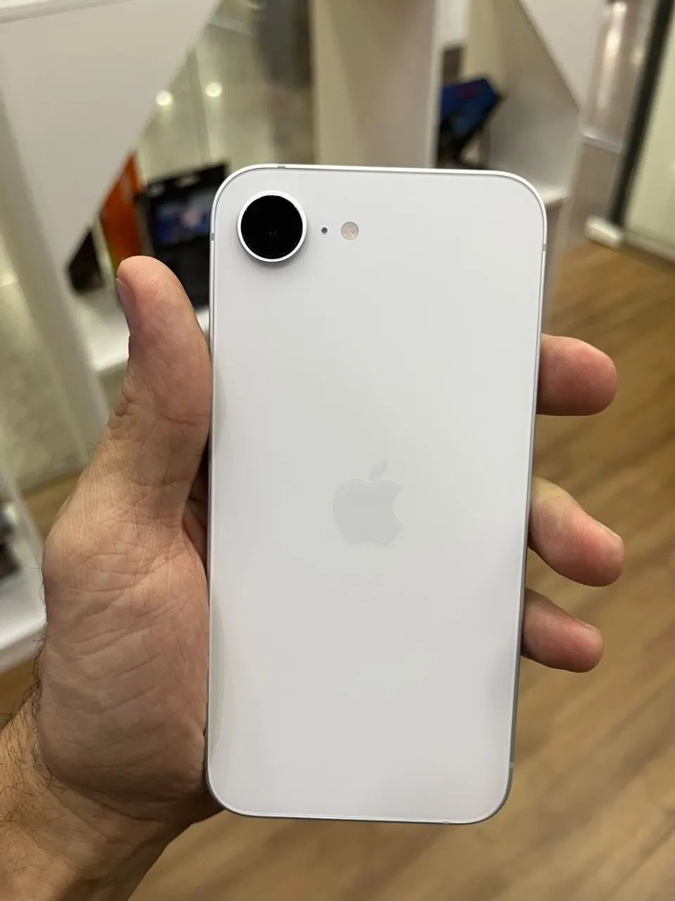 iPhone 16e - Foto 4