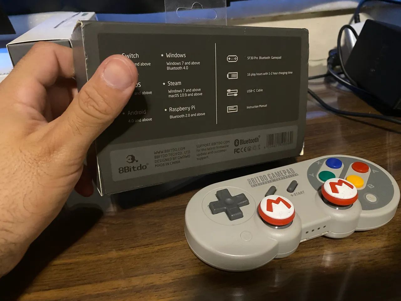 Controle 8Bitdo SNES na caixa  - Foto 4