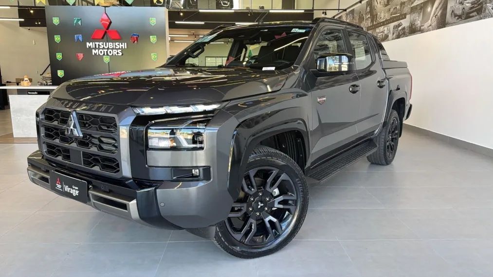 Mitsubishi Triton 2027