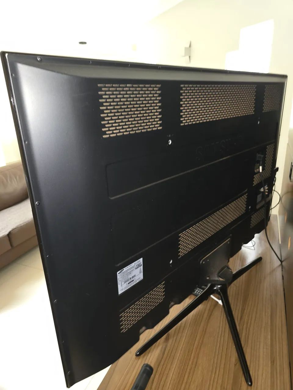 Tv Samsung 60" polegadas (bivolt), em perfeito estado + Tv box (Mi stick full HD) - Foto 3