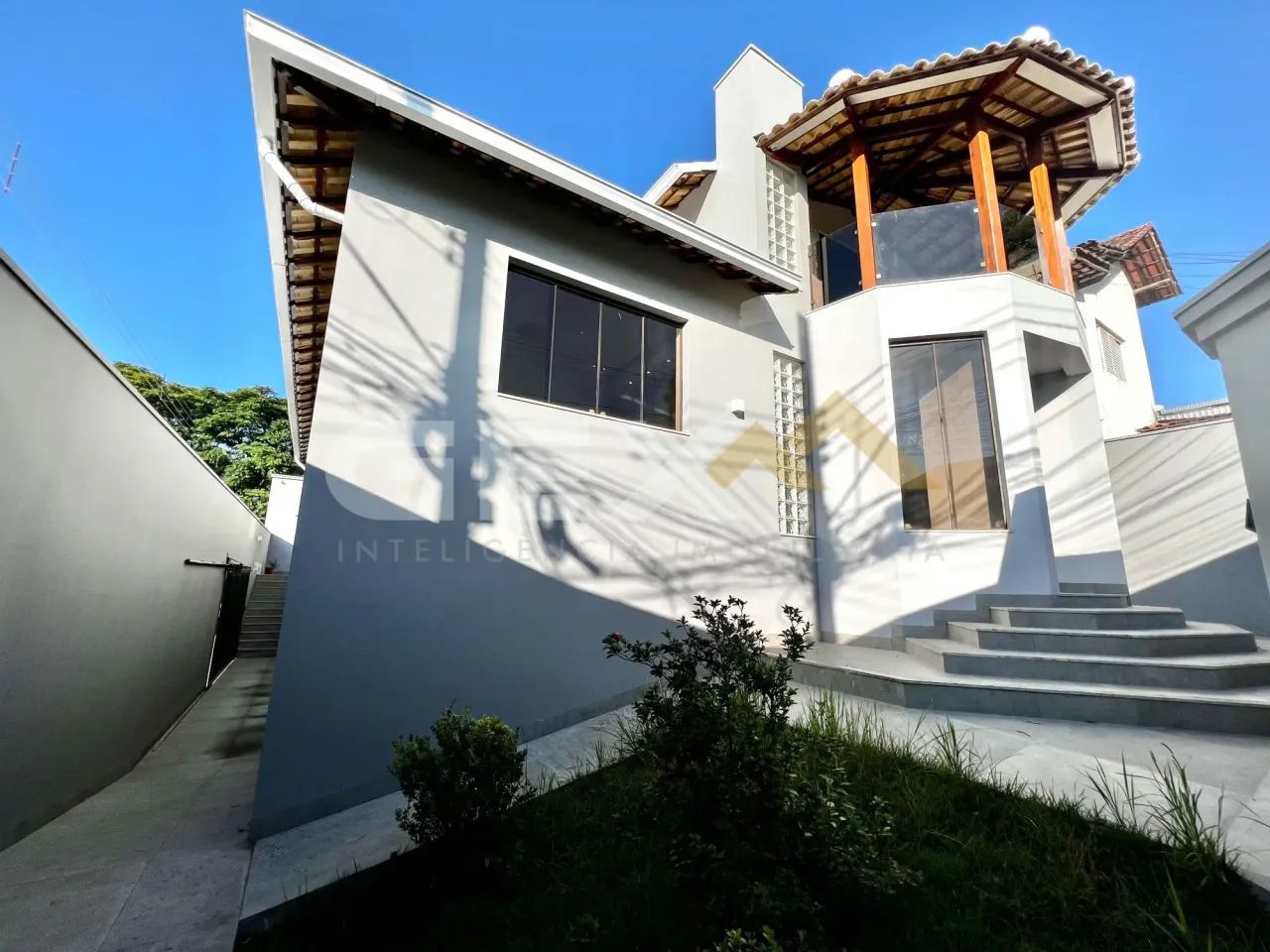Casa à venda no Bairro Planalto