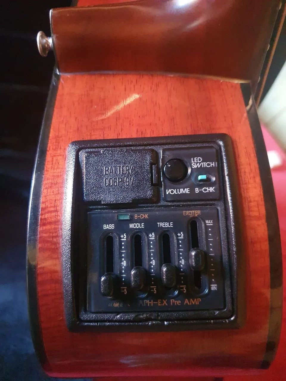 Vendo esse violão takamine japonês pt207  - Foto 3