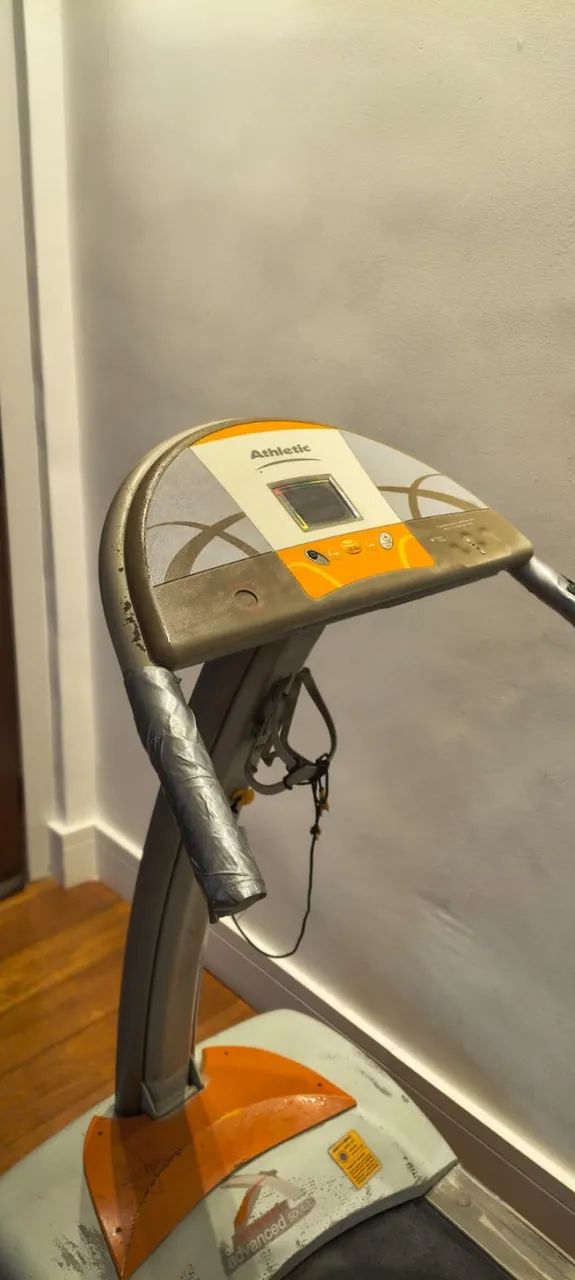 Esteira Athletic Advanced 500EE