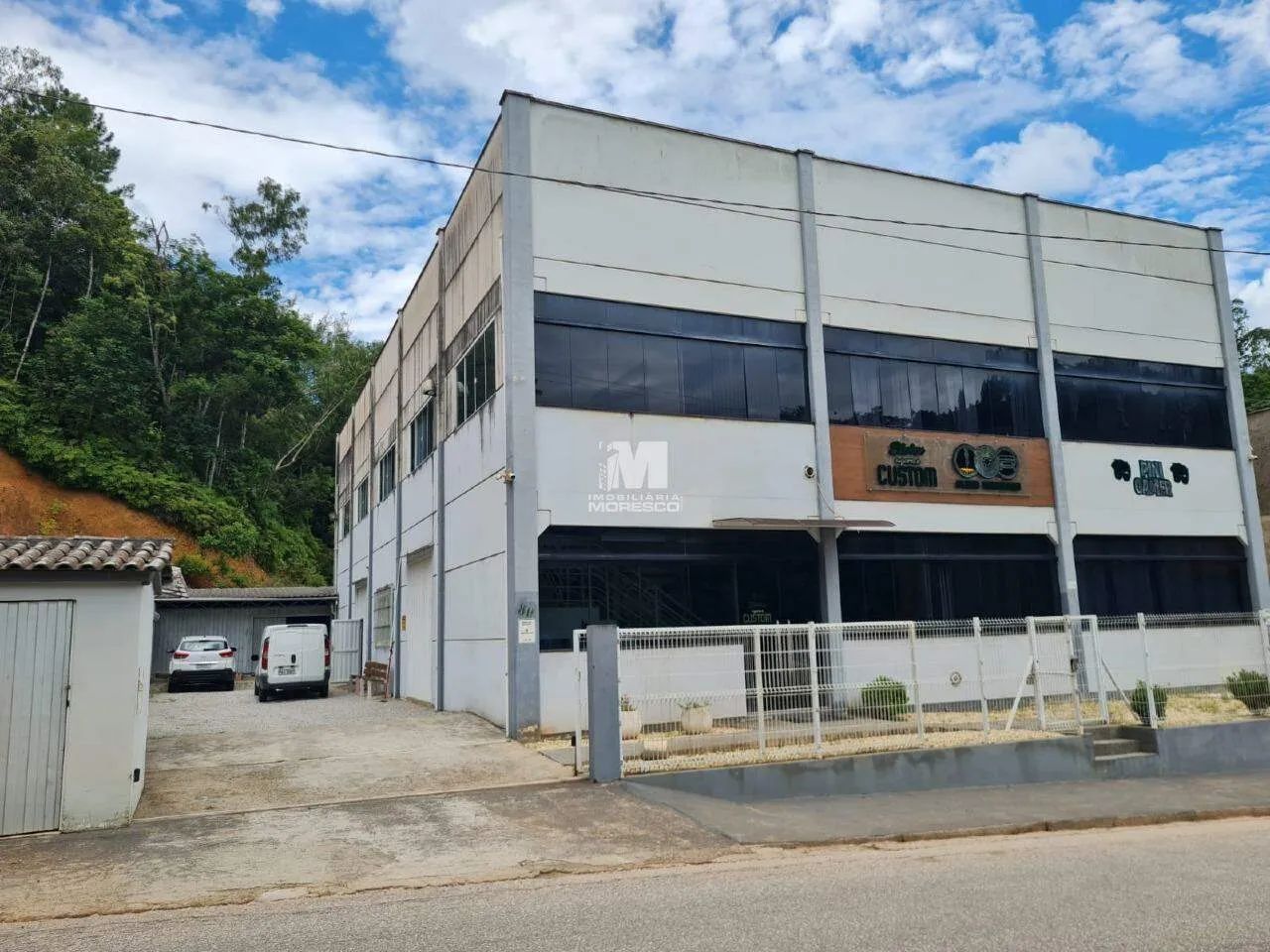 EXCELENTE GALPAO - PRIMEIRO DE MAIO