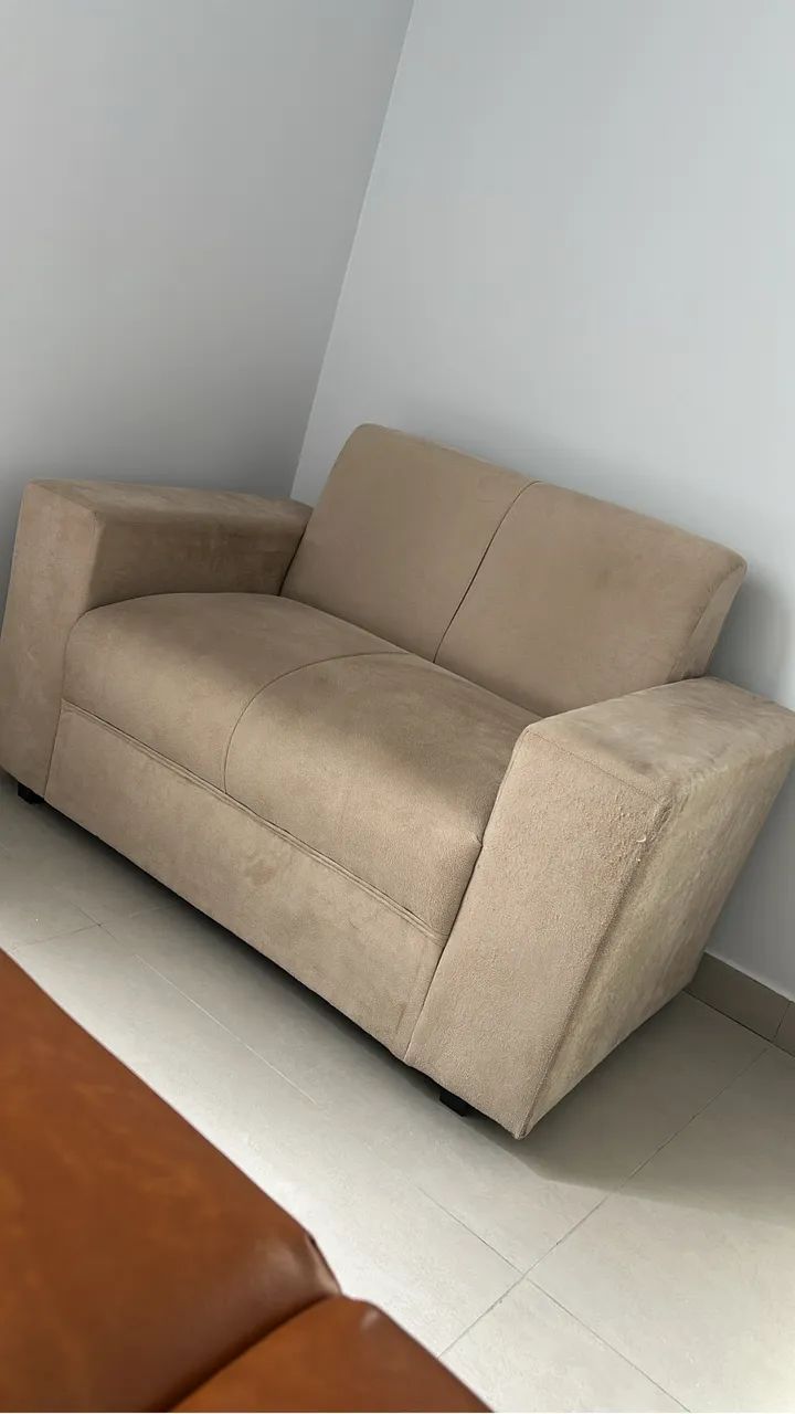 Sofá 2 lugares 