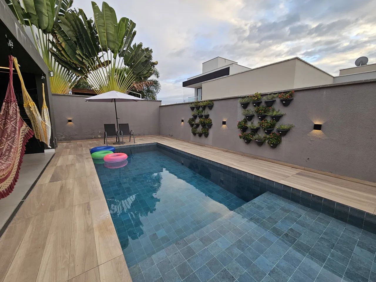 Luxuosa Casa Duplex na Cidade Alpha - Condomínio Completo! REF: 4212 - Foto 5