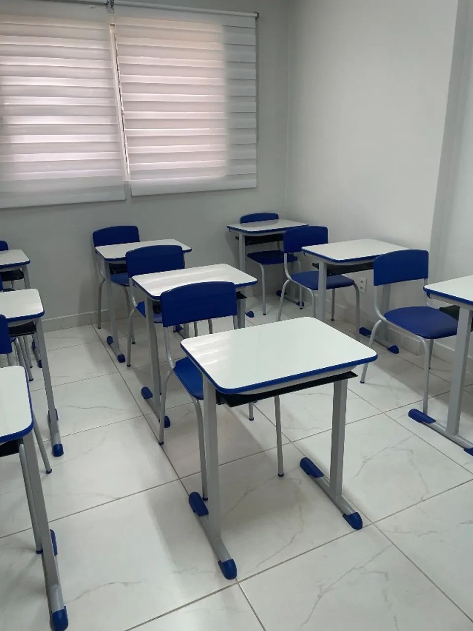 Mesa e cadeiras escolares - Foto 3