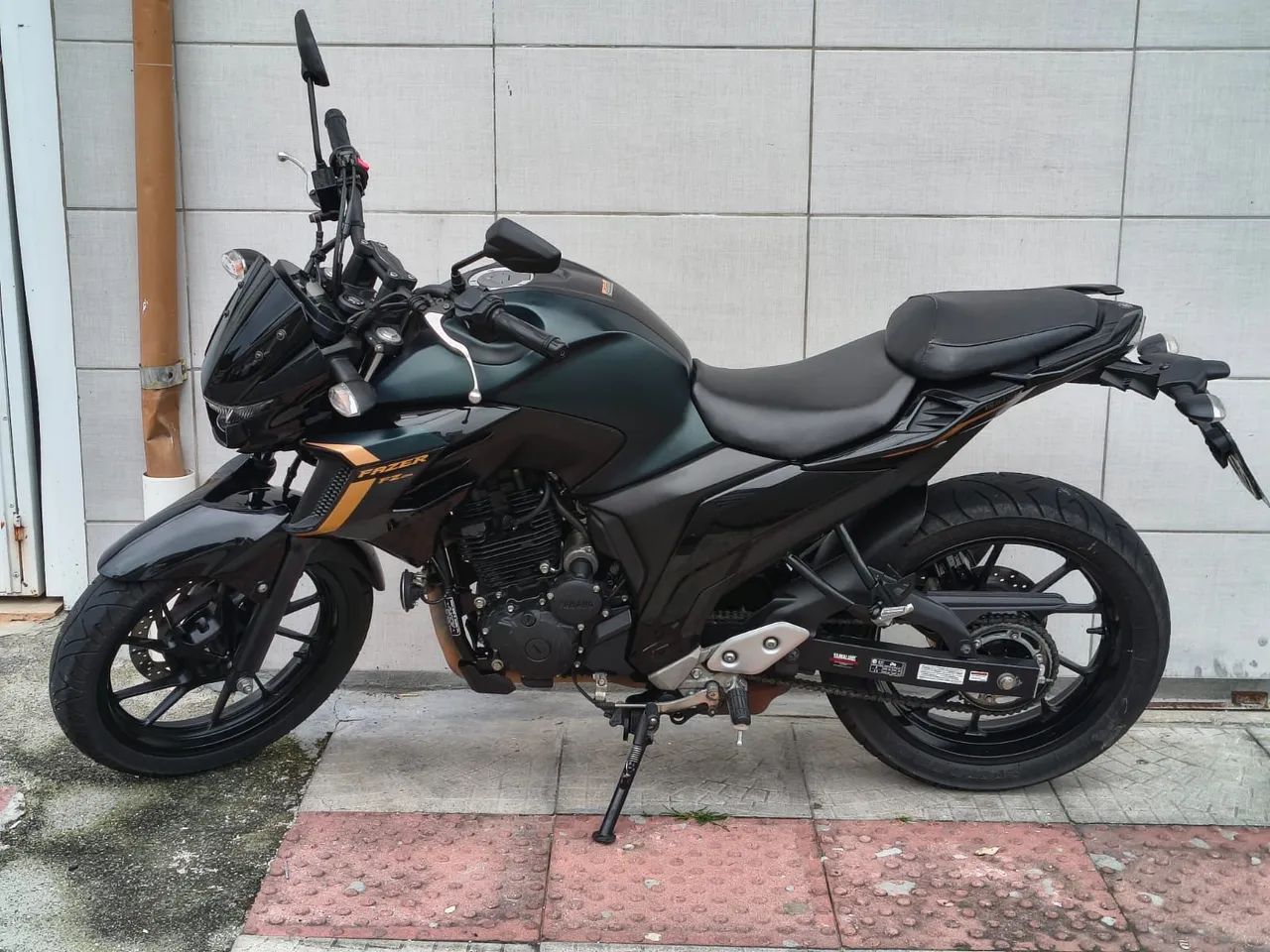 Fazer FZ25