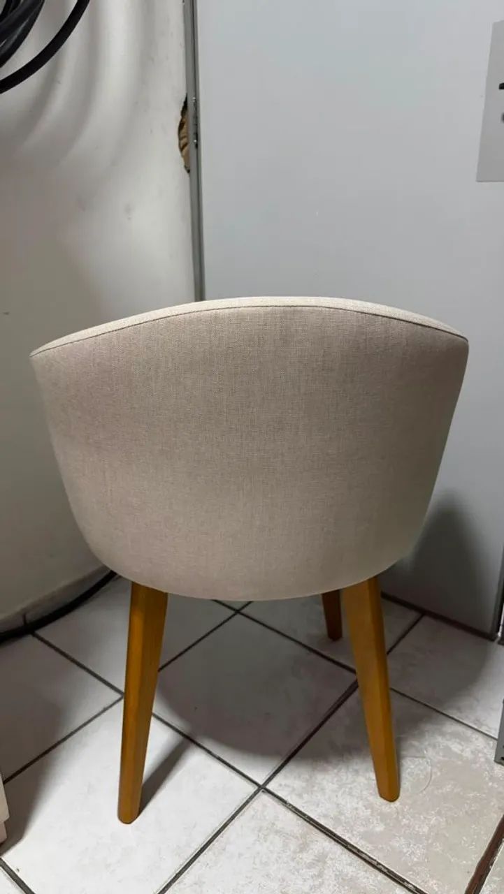 Par de Poltronas em Linho - Foto 2
