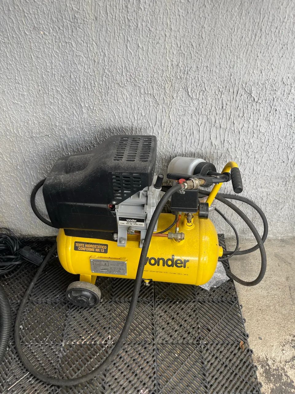 Compressor vonder 21 litros - Foto 2