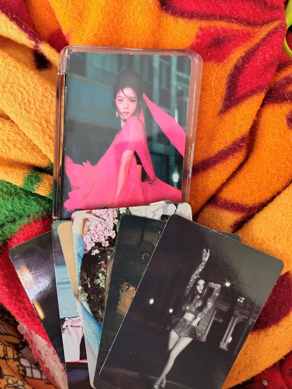 Álbum Jisoo Me TAG B (completo) Blackpink