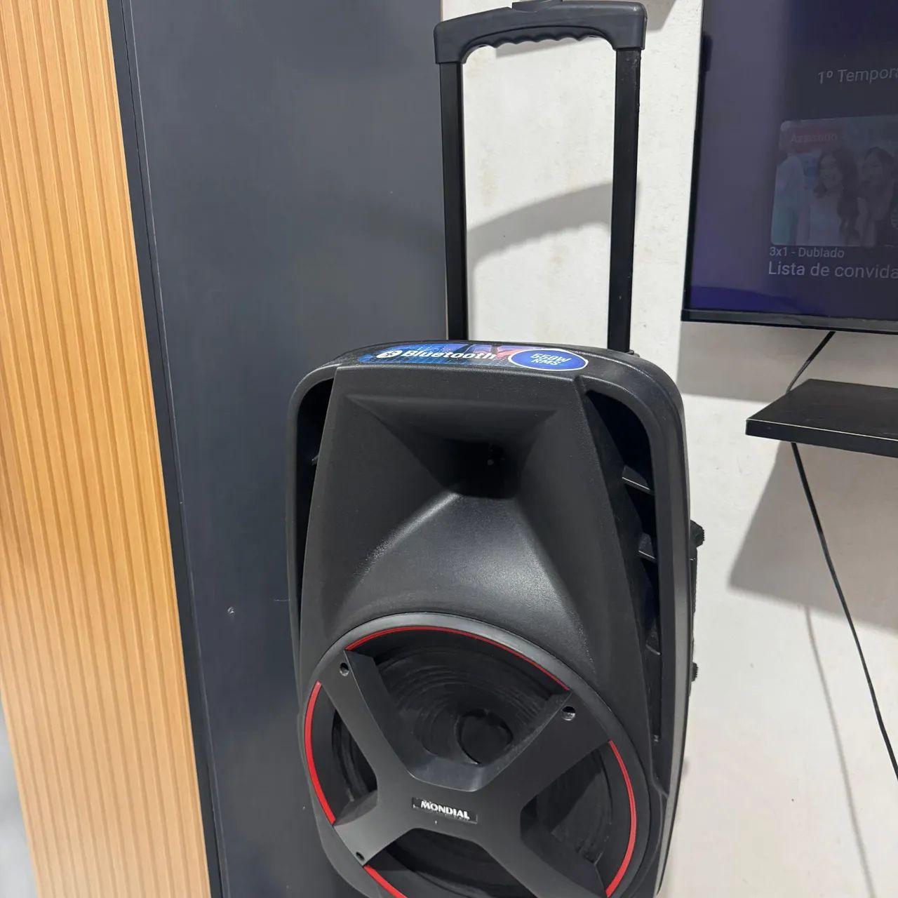 CAIXA DE SOM COM LED MONDIAL+ TRIPÉ  - Foto 3