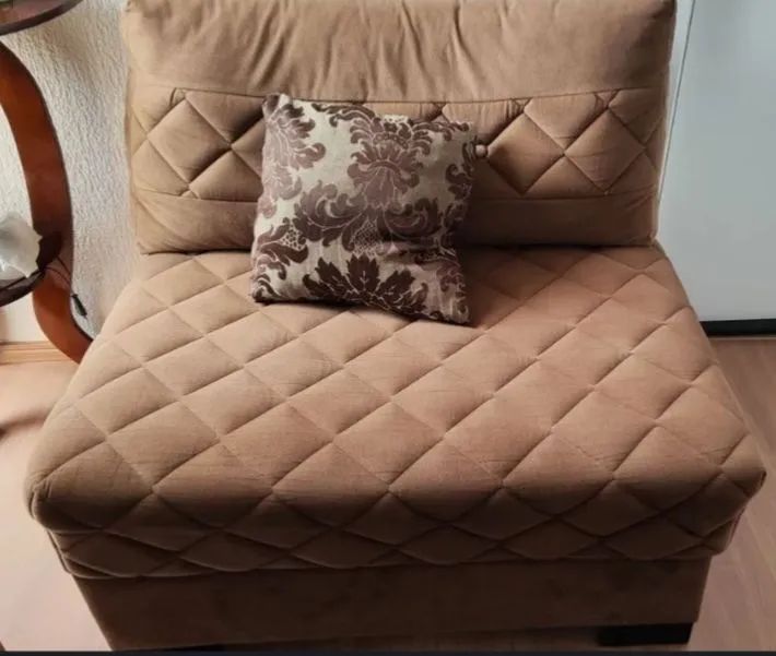 Sofá Marrom com Detalhes  - Foto 3