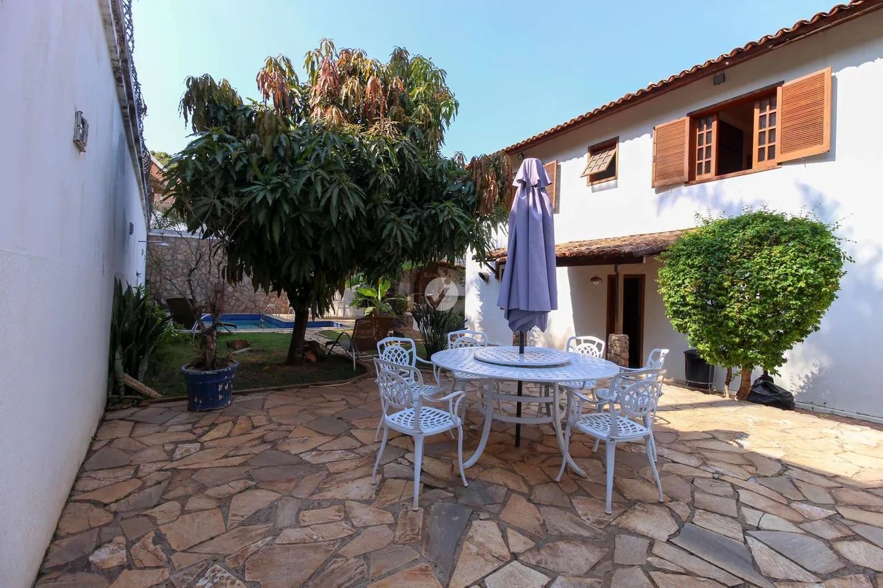 Casa, 5 quartos, 2 suites, 4 vagas