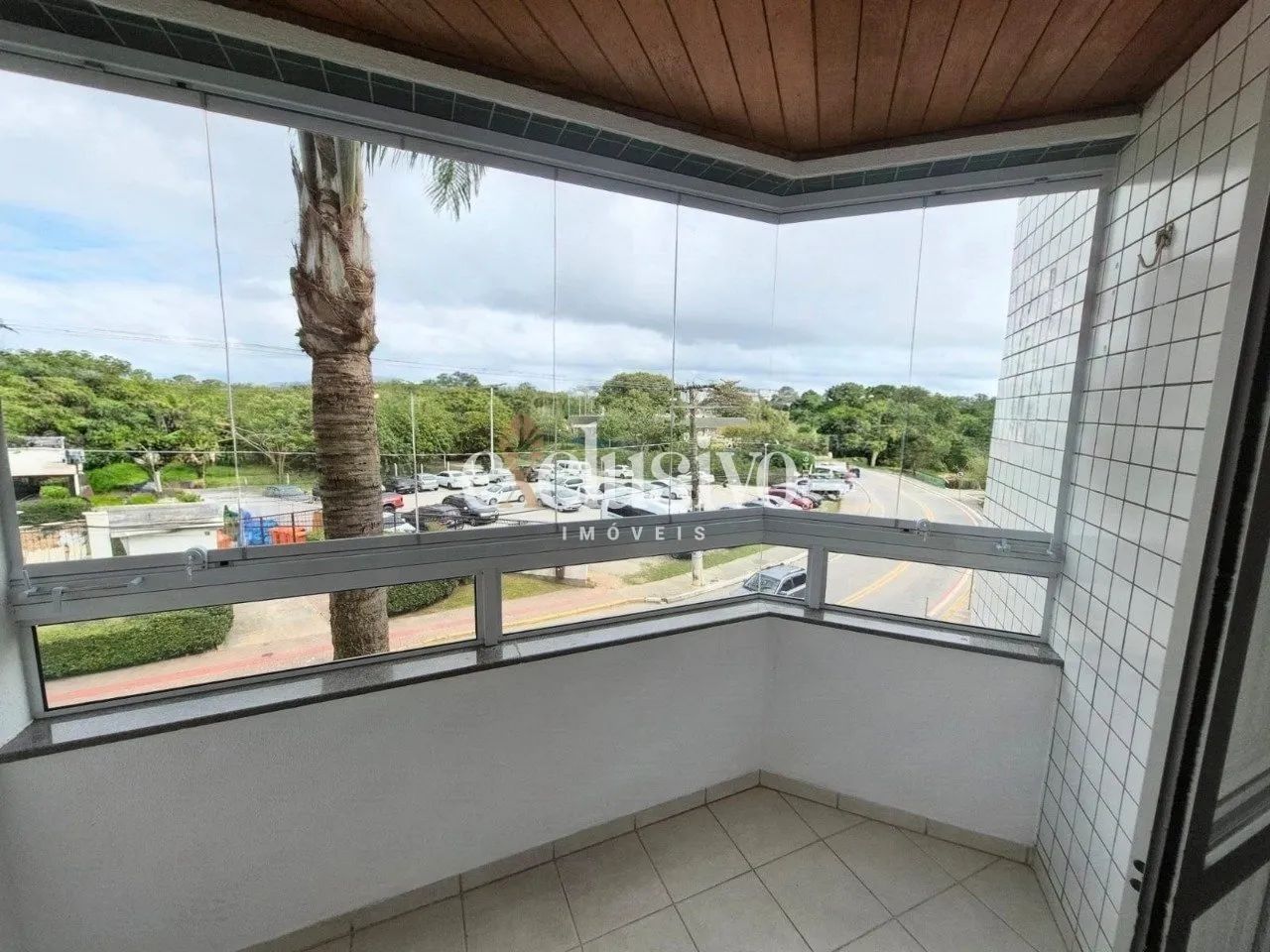Apartamento 2 dormitórios com 1 suíte no Abraão