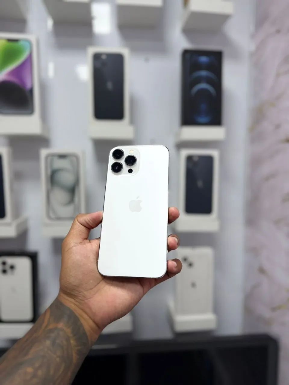 IPHONE 15 PRO 128GB<br>R$ 3.999,00 TOP