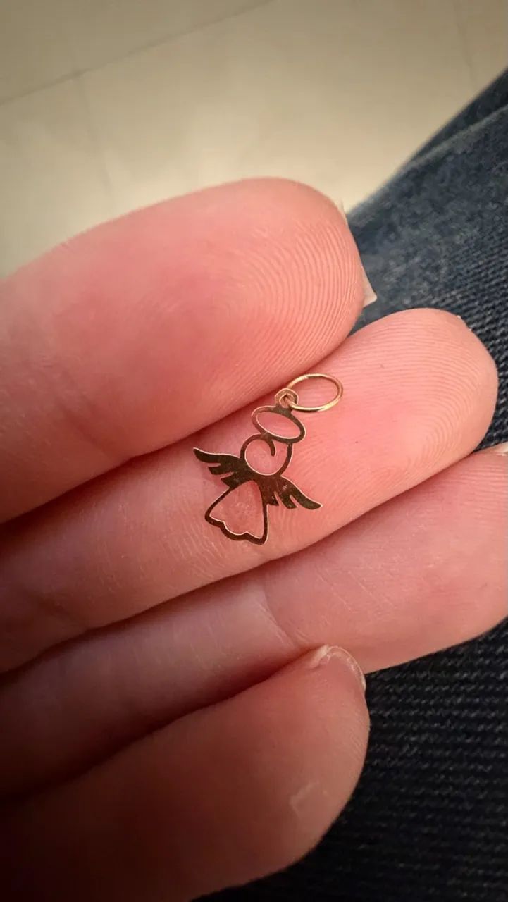 Vendo pingentes de ouro 