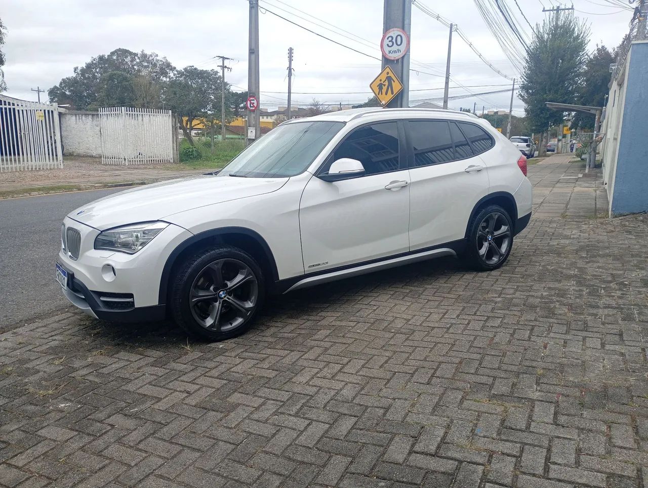 BMW X1 Sdrive 20I 2.0/2.0 TB Acti.flex Aut. 2014