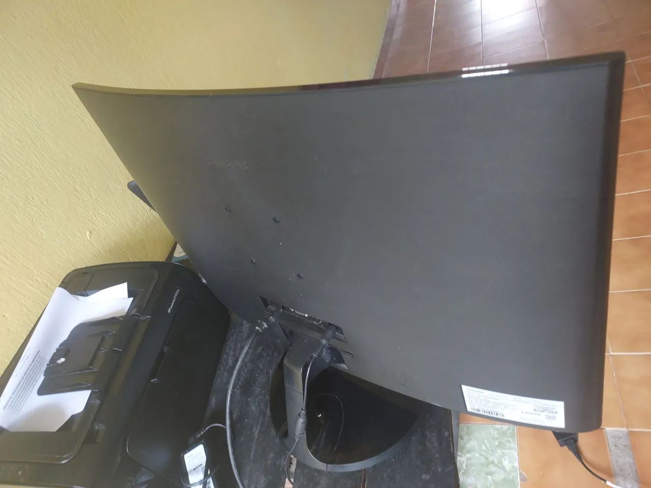 Monitor Curvo 27" samc/ tela quebrada! - Foto 3