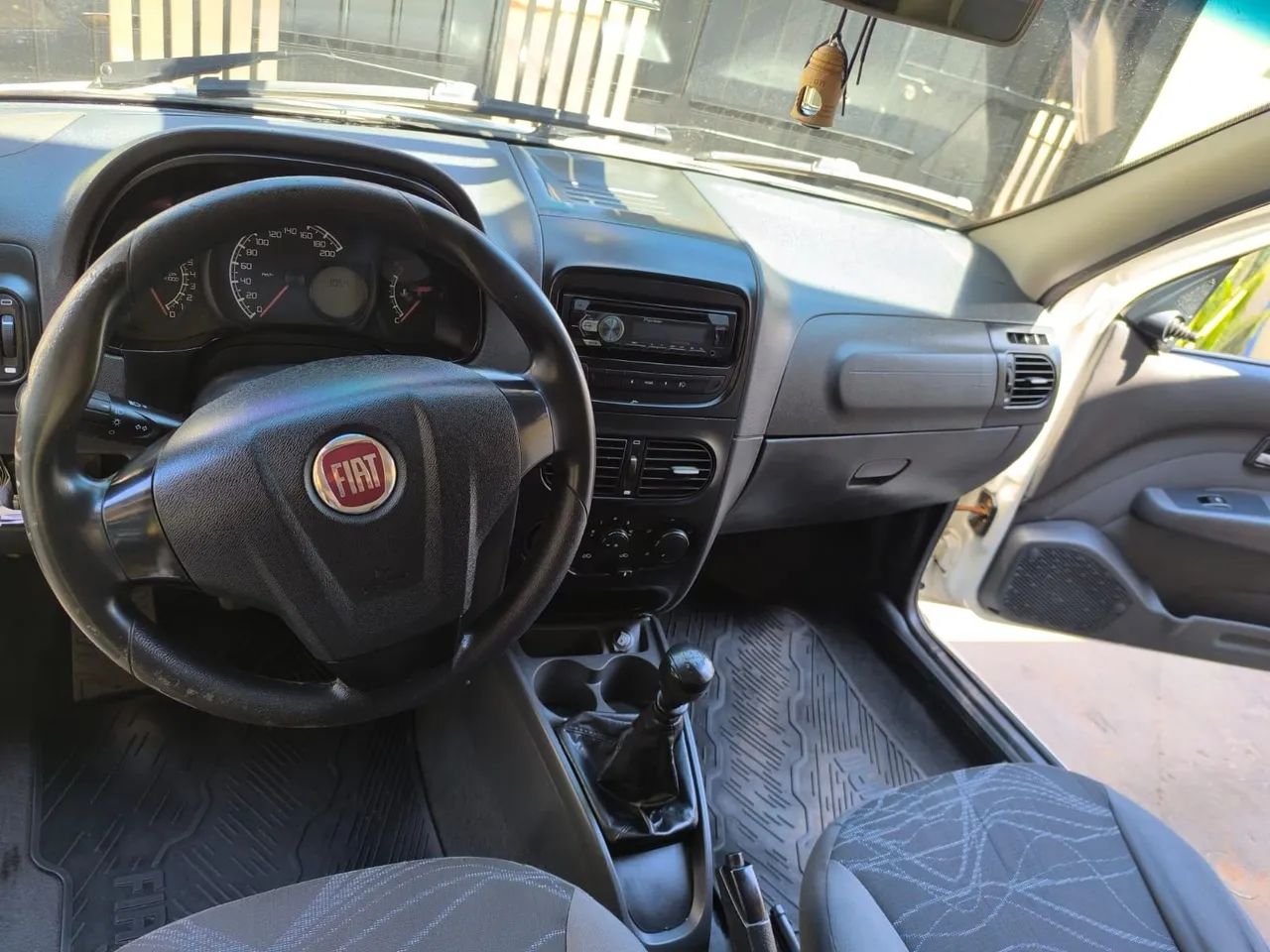 Fiat Strada Working 1.4 MPI Fire Flex 8V CE 2016 - Foto 4
