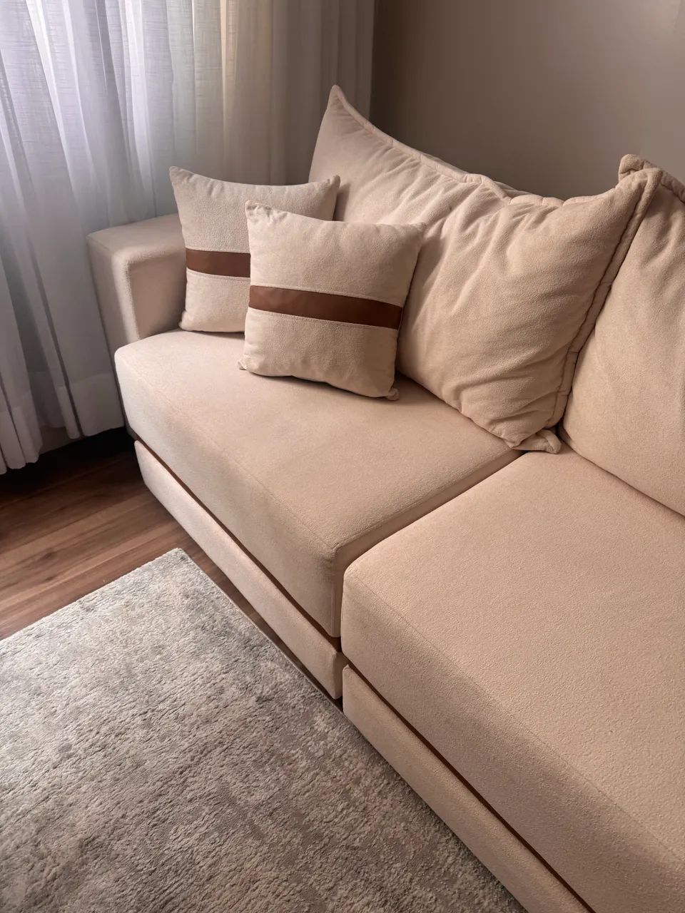 Sofá praticamente novo - Foto 4