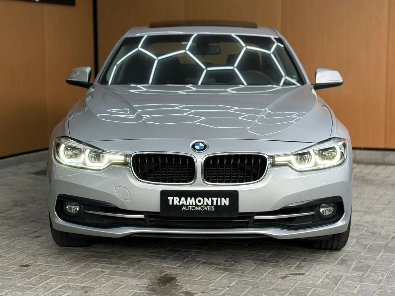 BMW 320I A 2.0 Turbo/activeflex 16V 184cv 4P 2017 - Foto 3