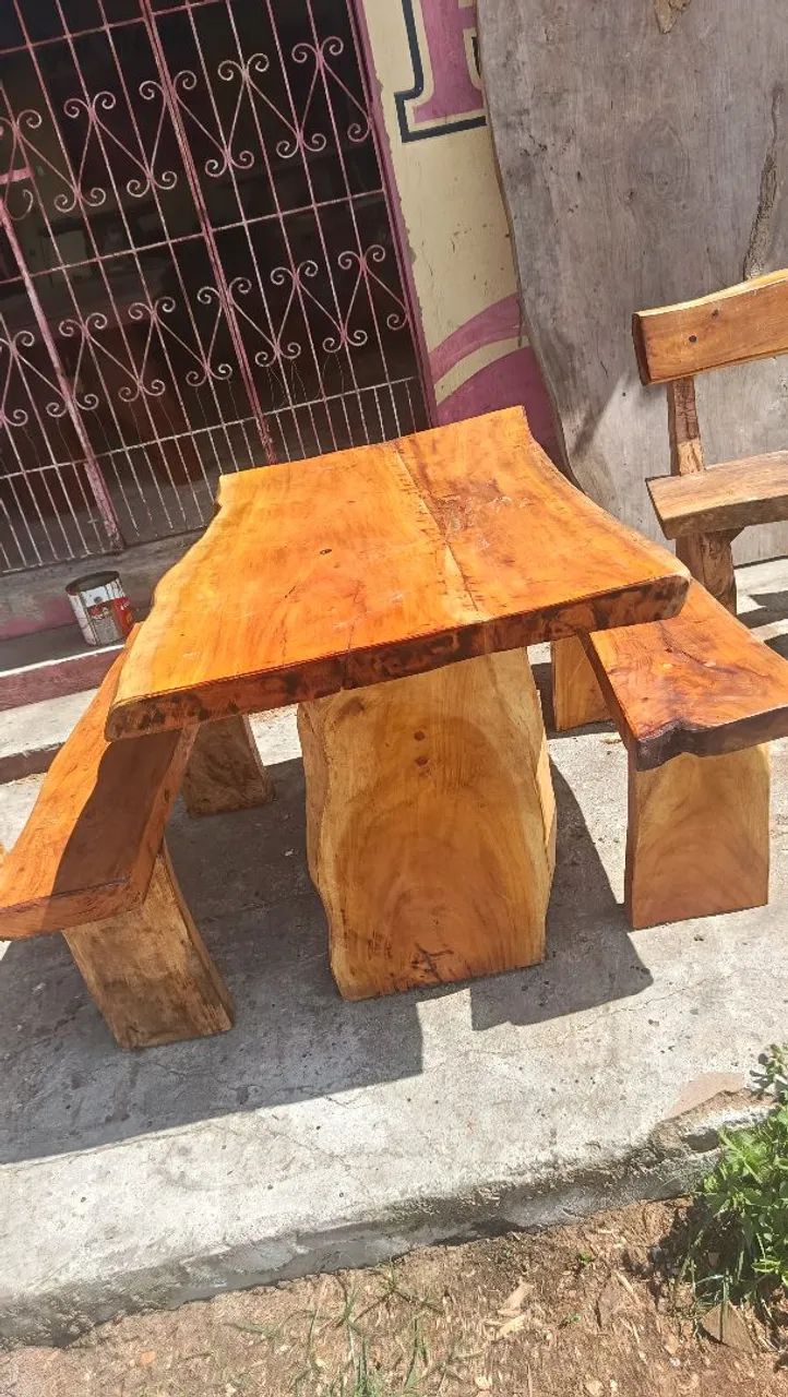 Mesa rústica 