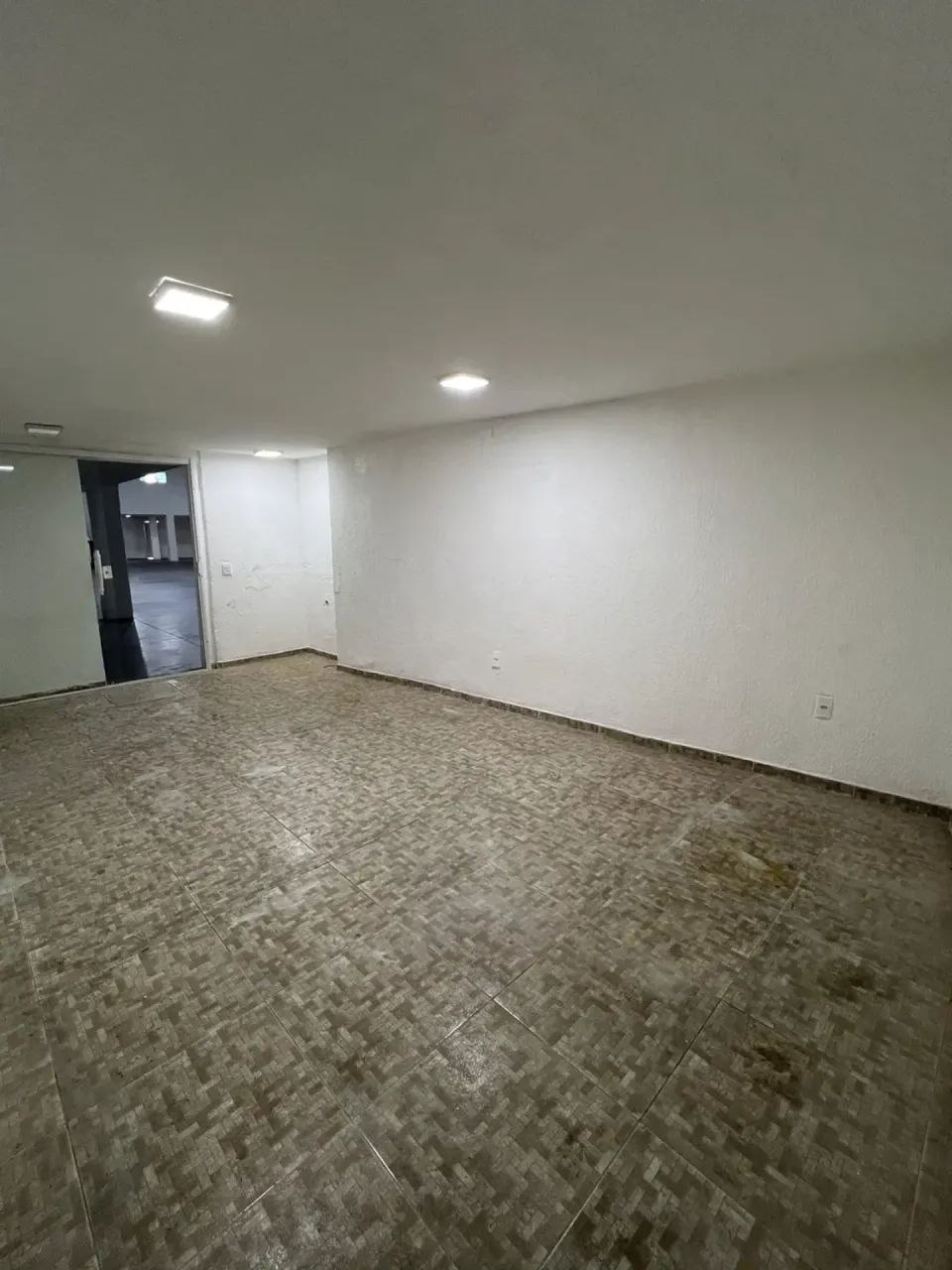 Imóvel para aluguel possui 1000 metros quadrados em Campo Grande - Rio de Janeiro - RJ - Foto 13