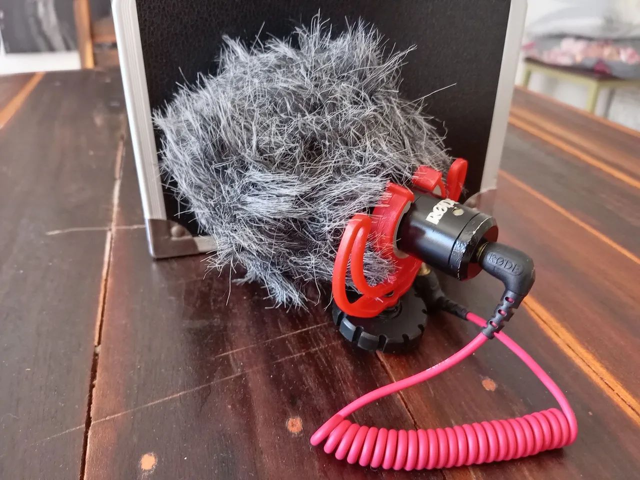 Microfone Rode vídeomic para câmera  - Foto 2