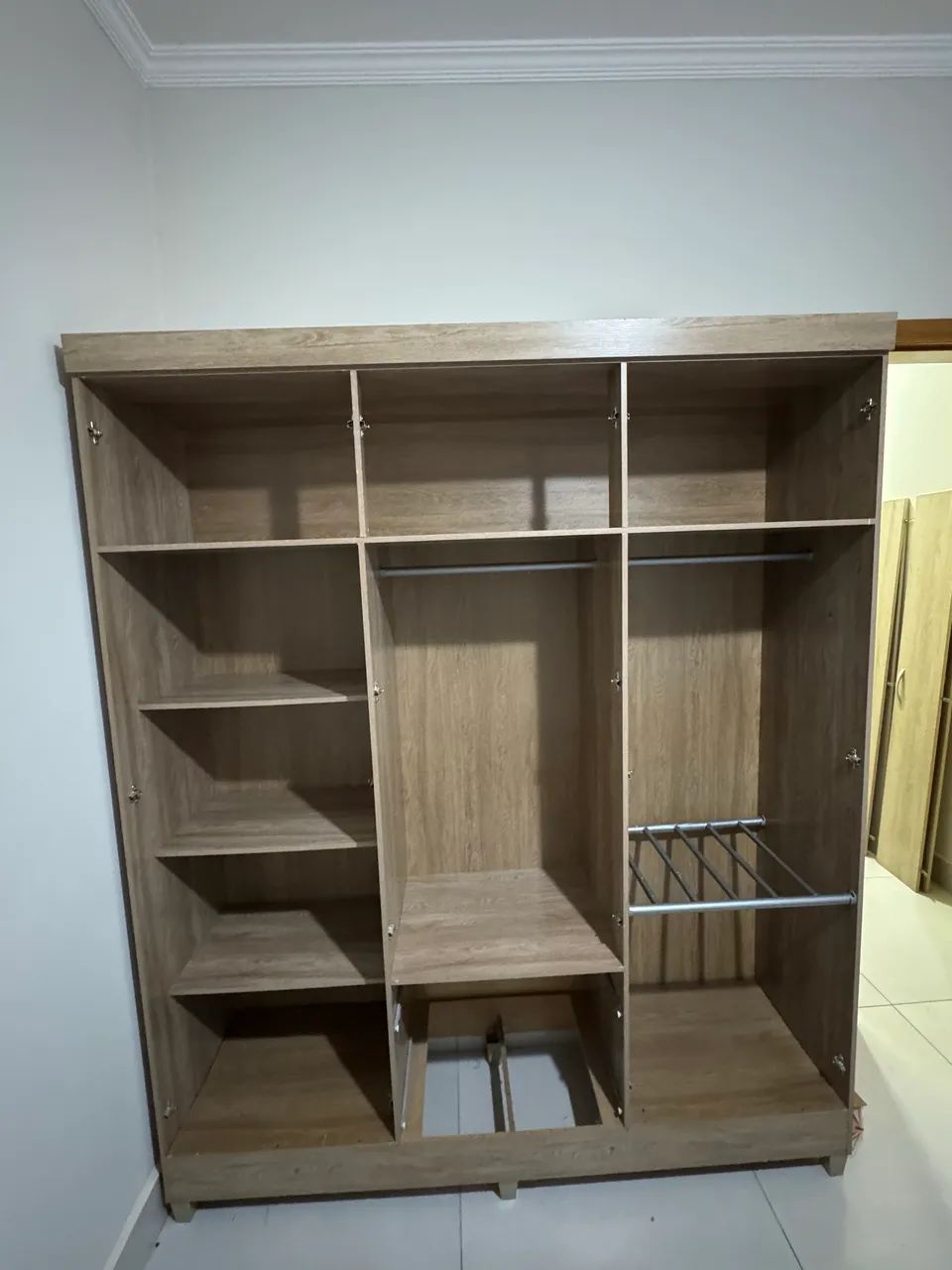 Guarda Roupa - Foto 2